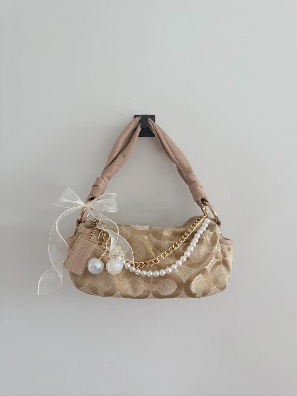Vintage Coach Parker Shoulder Bag w/Gold Hardware